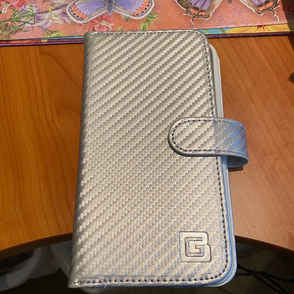 iPhone 8 Plus wallet case